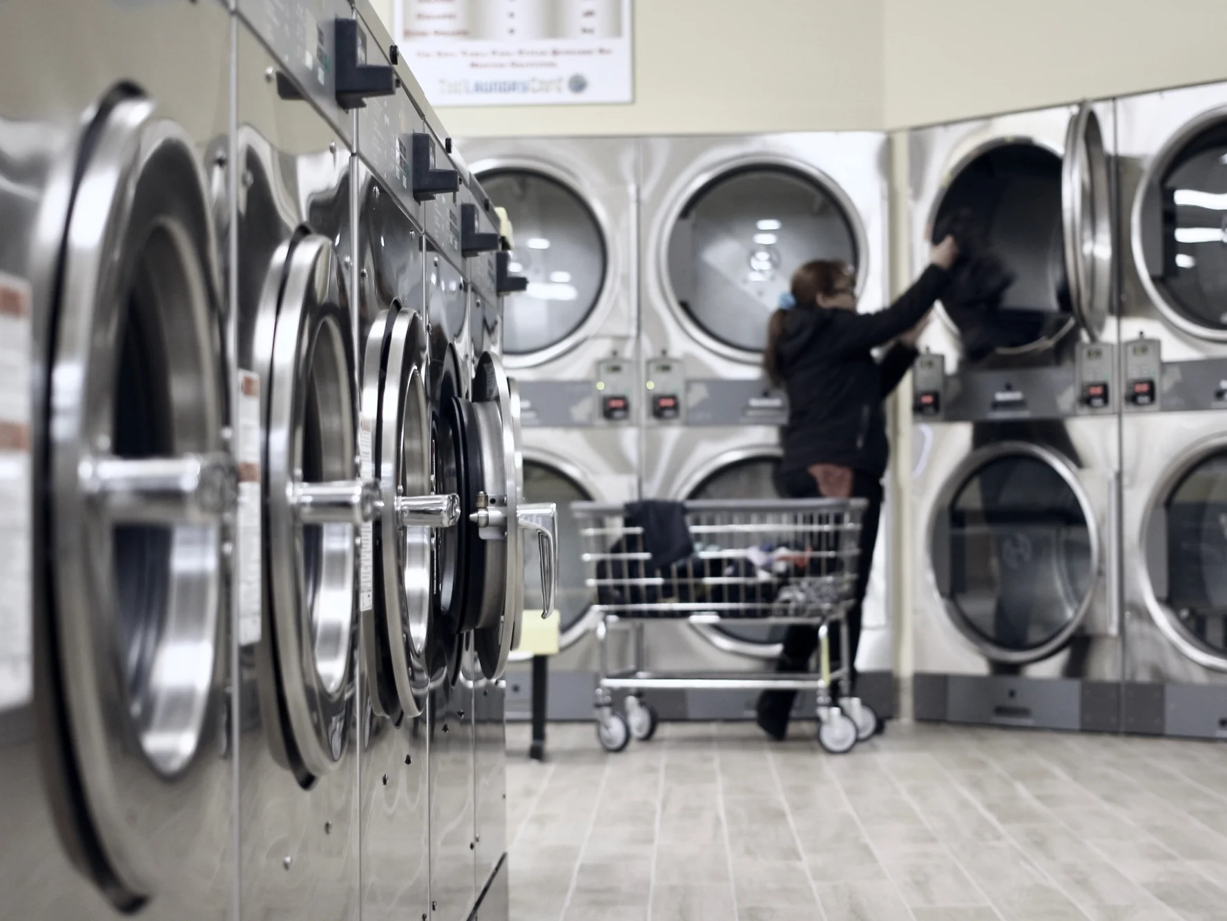 Reasonable and Advantageous: 24 hour laundromat Near Me